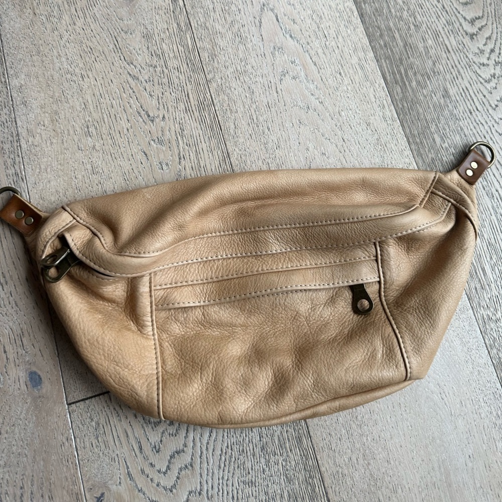 Parker Thatch Butterscotch Sling